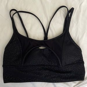 lululemon Nulu and Mesh Yoga Bra Sz 8
